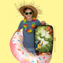 NoBoringSuitcases.com® Koffer Groot - Jungle - Dieren - Groen - Kinderen - Trolley Koffer Met TSA-slot - Met Wielen - 90 Liter - Reiskoffer - 66 Cm 15 NoBoringSuitcases.com® Koffer Groot - Jungle - Dieren - Groen - Kinderen - Trolley Koffer Met TSA-slot - Met Wielen - 90 Liter - Reiskoffer - 66 Cm -Goedkope Bagage Winkel 1200x1200 1090