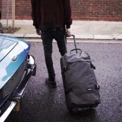 Eastpak TRANVERZ M Reiskoffer (67 X 35.5 X 30 Cm) - Black Denim -Goedkope Bagage Winkel 1200x1200 1663