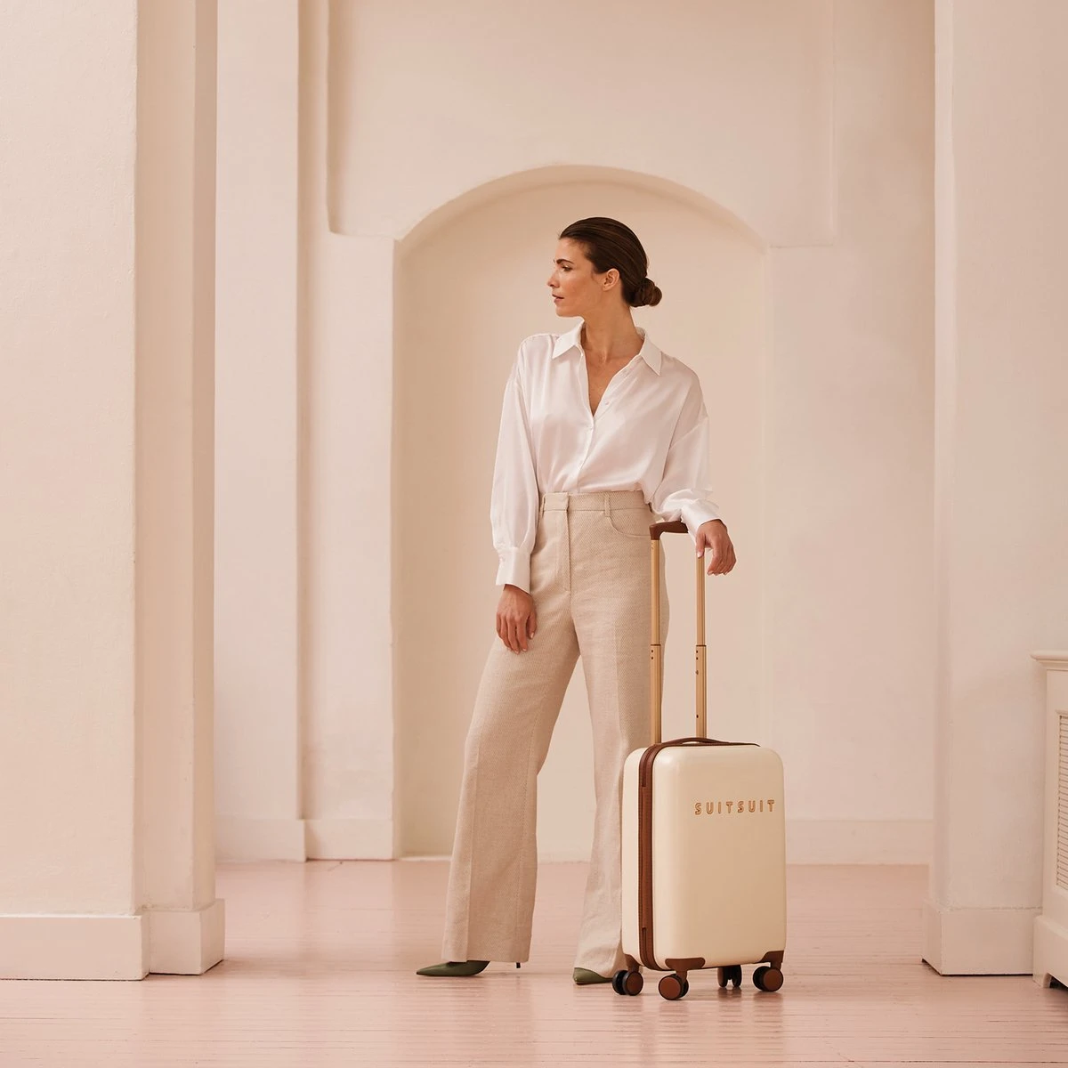 SUITSUIT - Fab Seventies - Antique White - Handbagage (55 Cm) 4 SUITSUIT - Fab Seventies - Antique White - Handbagage (55 Cm) - Afbeelding 2