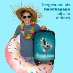 NoBoringSuitcases.com® Koffer - Koe - Ballet - Rok - Portret - Dieren - Trolley Op Wieltjes - Handbagagekoffer - Past Binnen 55x40x20 Cm En 55x35x25 Cm - Reiskoffer -Goedkope Bagage Winkel 1200x1200 886