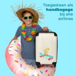 NoBoringSuitcases.com® Kinderkoffer - Trolley Op Wieltjes - Kuiken - Skateboard - Blauw - Kinderen - Dieren - Reiskoffer Kinderen - Past Binnen 55x40x20 Cm En 55x35x25 Cm - Fotokoffer 14 NoBoringSuitcases.com® Kinderkoffer - Trolley Op Wieltjes - Kuiken - Skateboard - Blauw - Kinderen - Dieren - Reiskoffer Kinderen - Past Binnen 55x40x20 Cm En 55x35x25 Cm - Fotokoffer -Goedkope Bagage Winkel 1200x1200 920