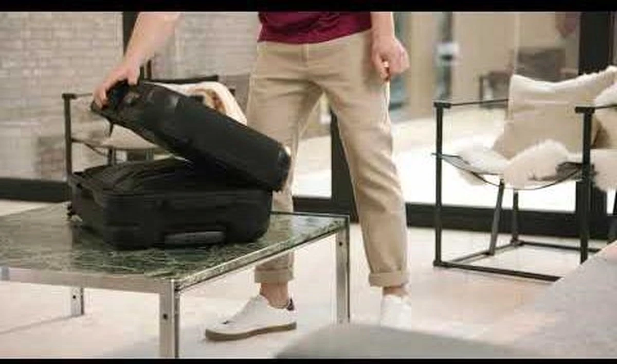 Eastpak TRANZSHELL L Reiskoffer (77 X 43 X 26.5 Cm) - Black 19 Eastpak TRANZSHELL L Reiskoffer (77 X 43 X 26.5 Cm) - Black - Afbeelding 17