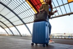 Decent Tranporto-One Medium Koffer - 66 Cm - TSA Slot - Dark Blue 33 Decent Tranporto-One Medium Koffer - 66 Cm - TSA Slot - Dark Blue -Goedkope Bagage Winkel 1200x812