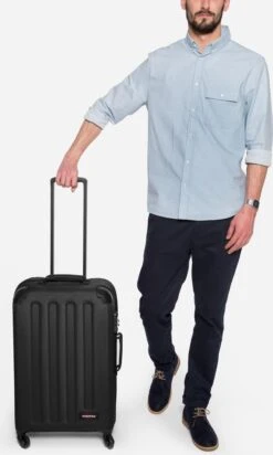 Eastpak TRANZSHELL M Reiskoffer (67 X 42 X 4 Cm) - Black -Goedkope Bagage Winkel 720x1200 5