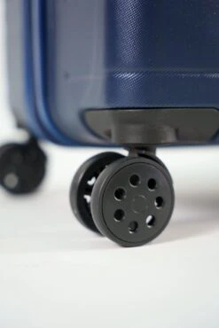 ©TROLLEYZ - Amsterdam No.9 - Reiskoffer 78cm Met TSA Slot - Dubbele Wielen - 360° Spinners - 100% ABS - Reiskoffer In Ocean Blue -Goedkope Bagage Winkel 801x1200 9