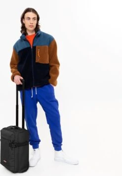 Eastpak TRANVERZ XXS Reiskoffer, Handbagage (45 X 32 X 20 Cm) - Black -Goedkope Bagage Winkel 830x1200